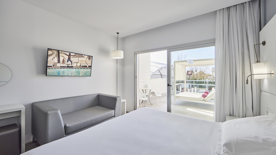 Standard Junior Suite